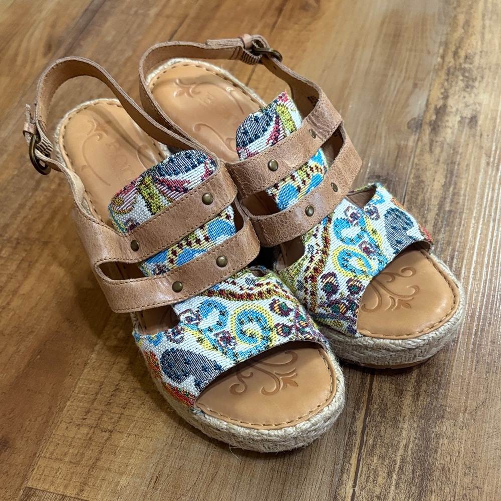Born Brewster Platform Wedge Sandal Tapestry Leather espadrille Heel Size 8M - Picture 4 of 10